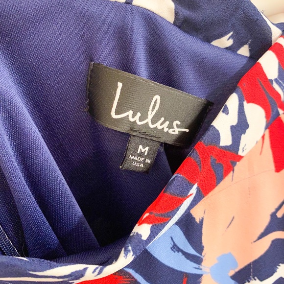 Lulu’s Navy Floral Skirt - Picture 4 of 6